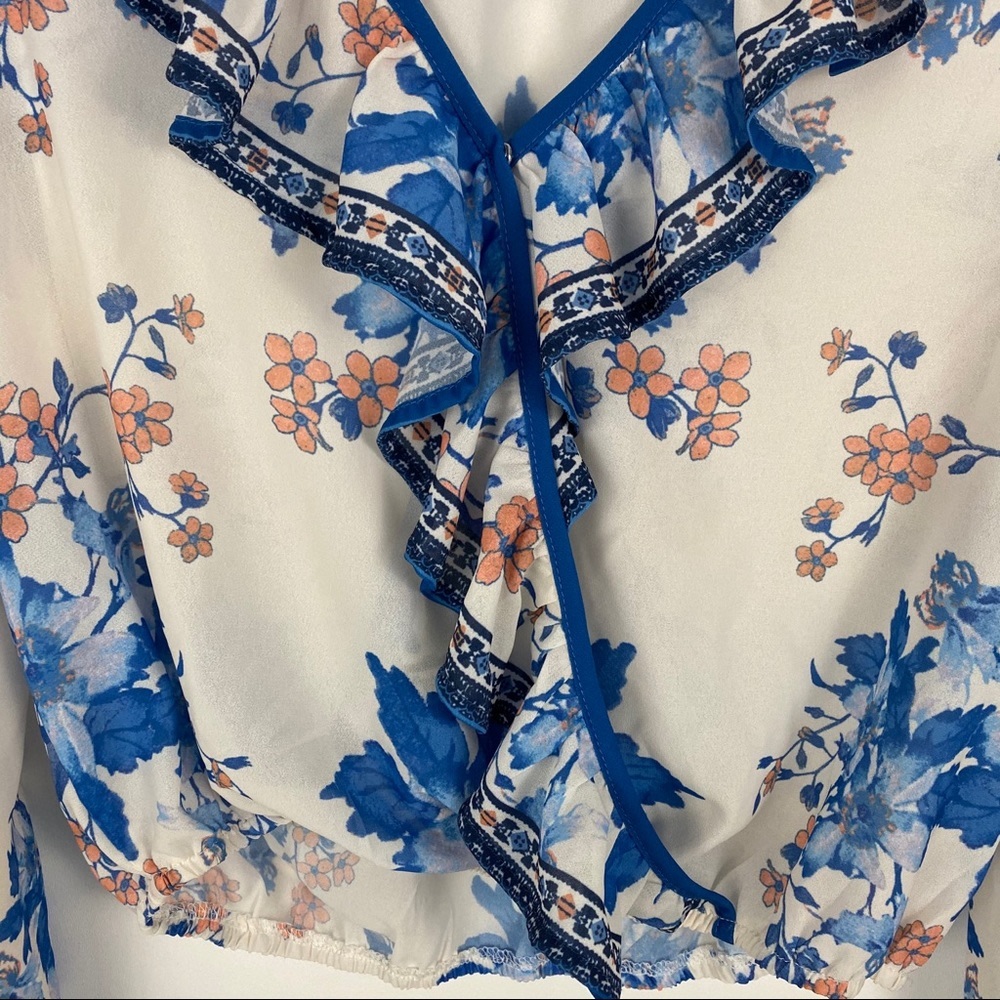 Flying Tomato floral boho wrap cropped blouse - Picture 3 of 6